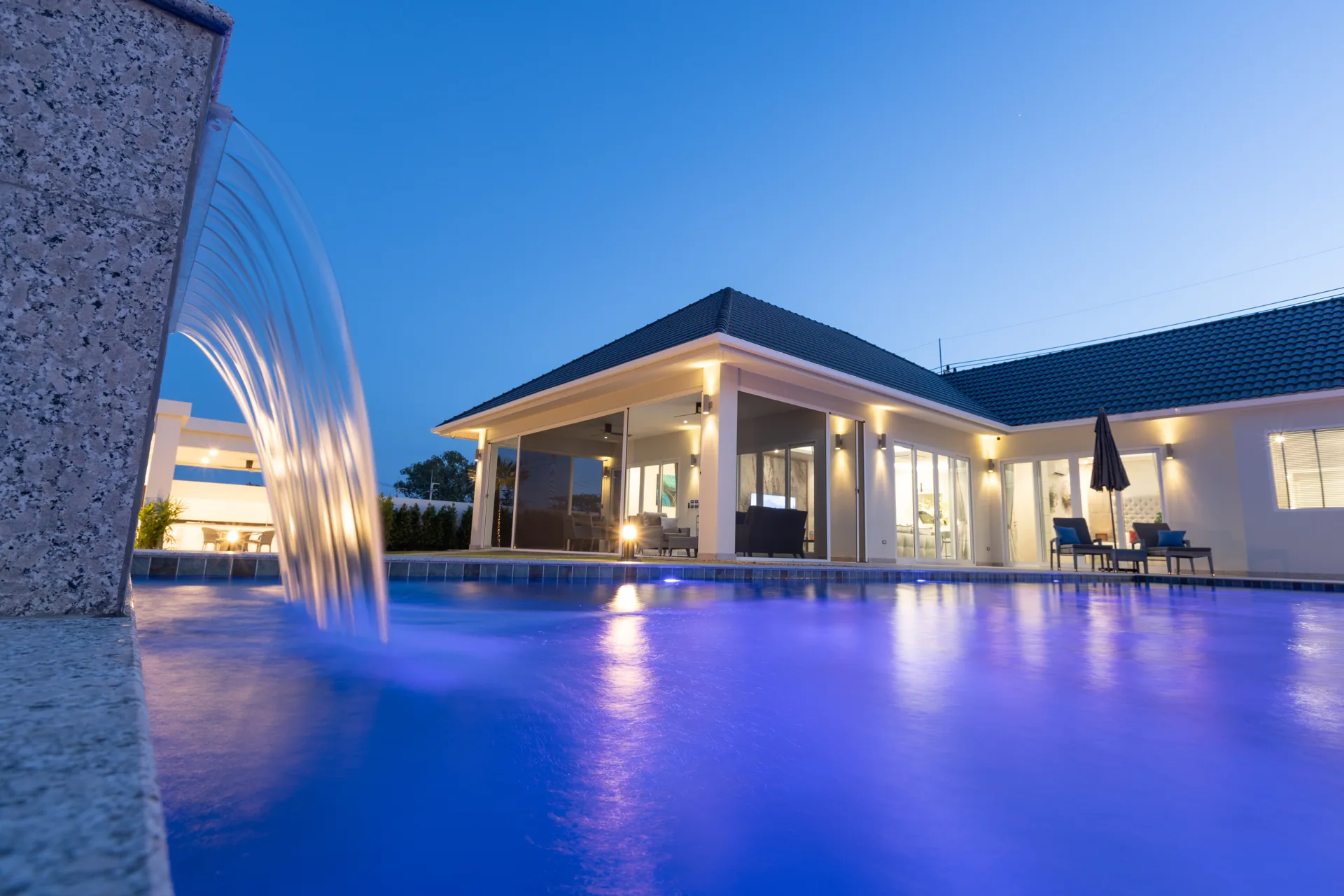 Baan Phu Thara pool villa exterior at twilight, Hua Hin (2)
